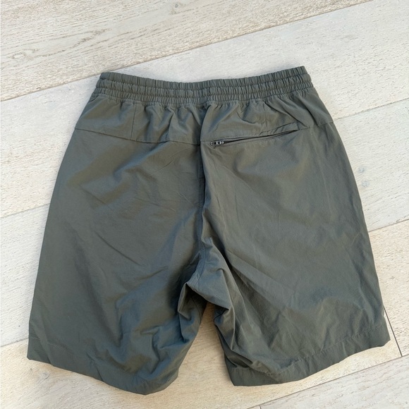 Lululemon men’s Bowline Short 8” RipstopSage size S - Picture 6 of 11